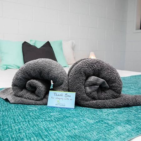 Airlie Sun & Sand Motel Accommodation #4 Airlie Beach Eksteriør billede